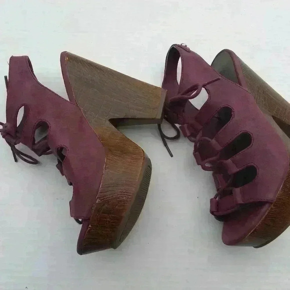 Guess Women's Purple Block Heel Shoes Sz 7.5 M - Picture 4 of 9